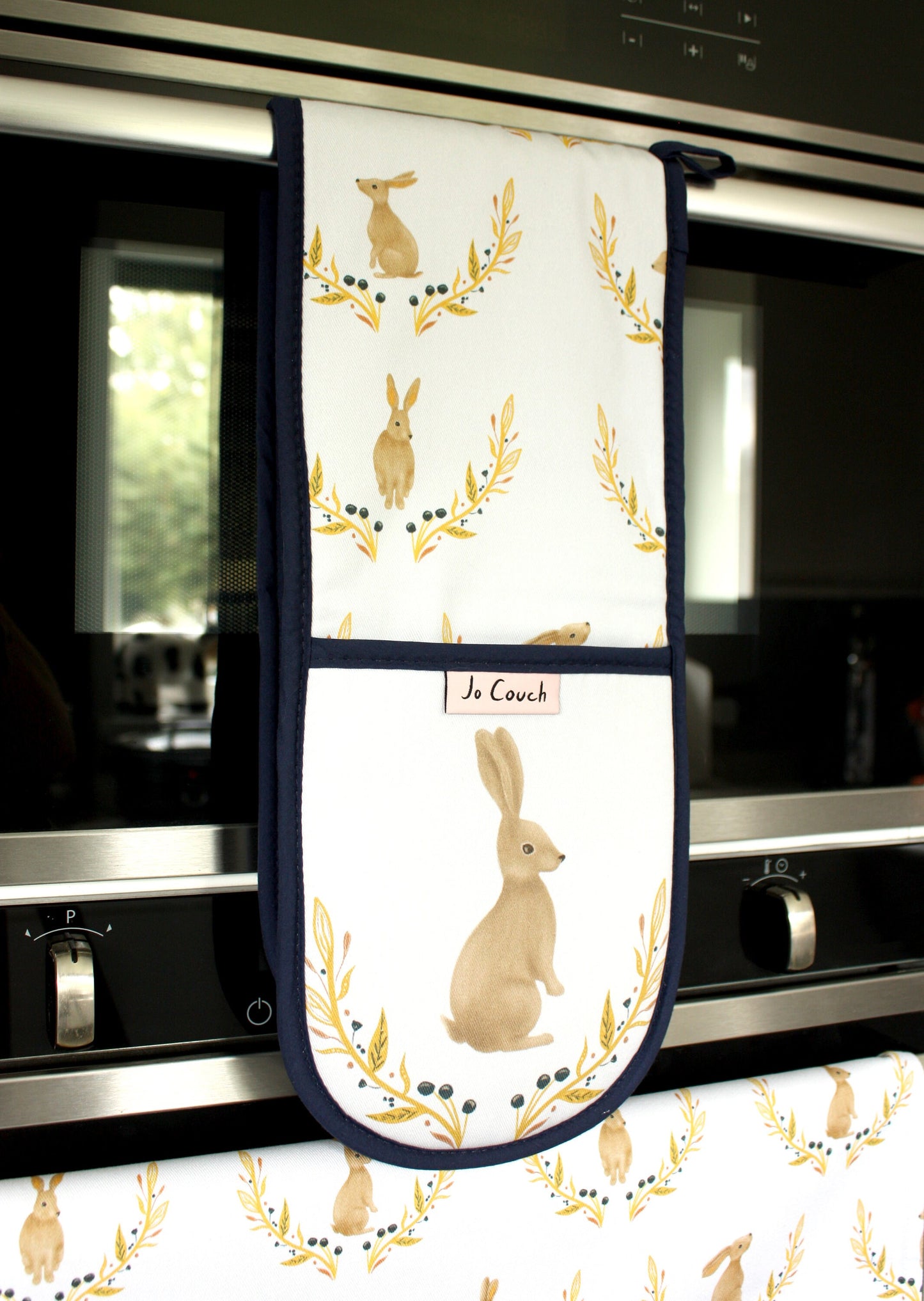 Rabbit & Floral Motif Double Oven Glove